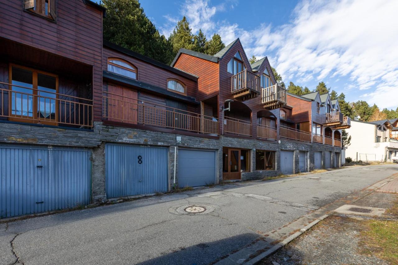 Le Cerf - Duplex Avec Superbe Vue Montagne Apartment Les Angles  Luaran gambar